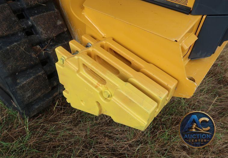 2018 John Deere 333G skid steer