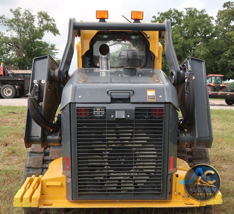 2018 John Deere 333G skid steer