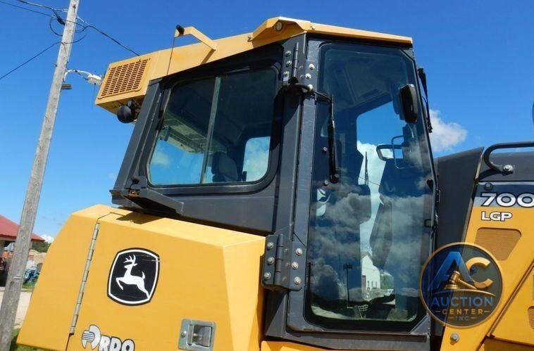 2015 John Deere 700K LGP  dozer