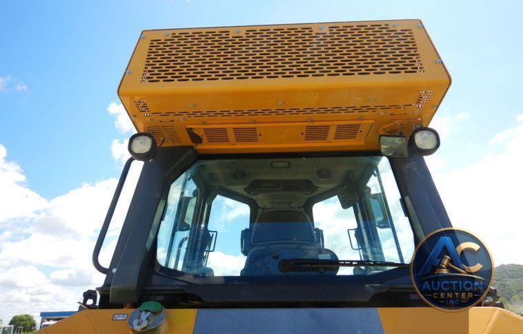 2015 John Deere 700K LGP  dozer