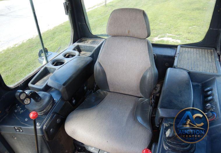 2015 John Deere 700K LGP  dozer