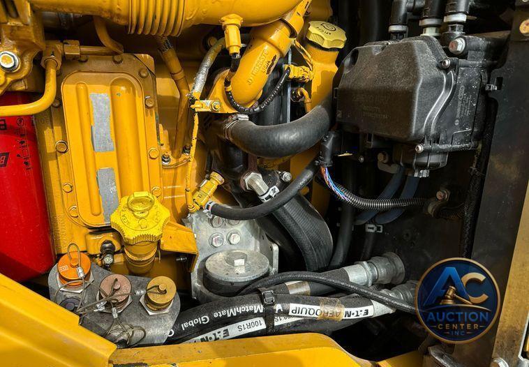2016 John Deere 824K wheel loader