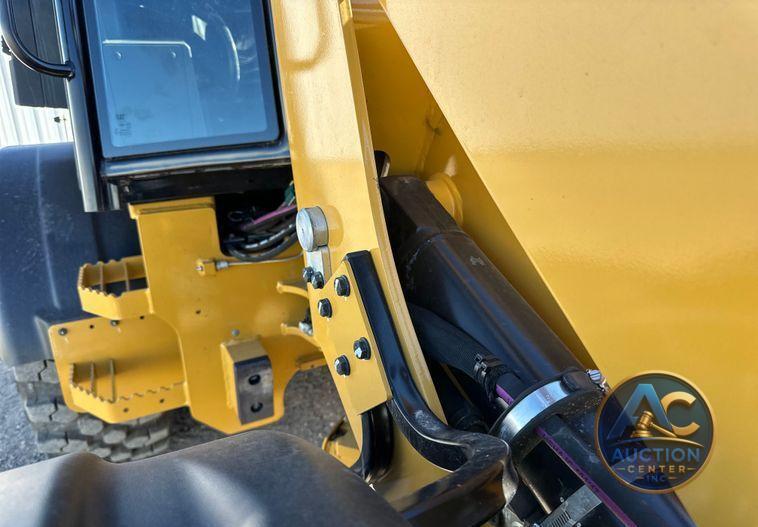 2023 Caterpillar 908  wheel loader