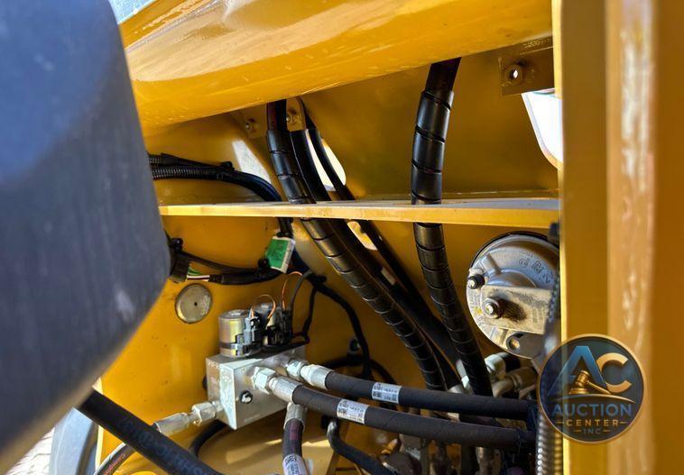 2023 Caterpillar 908  wheel loader