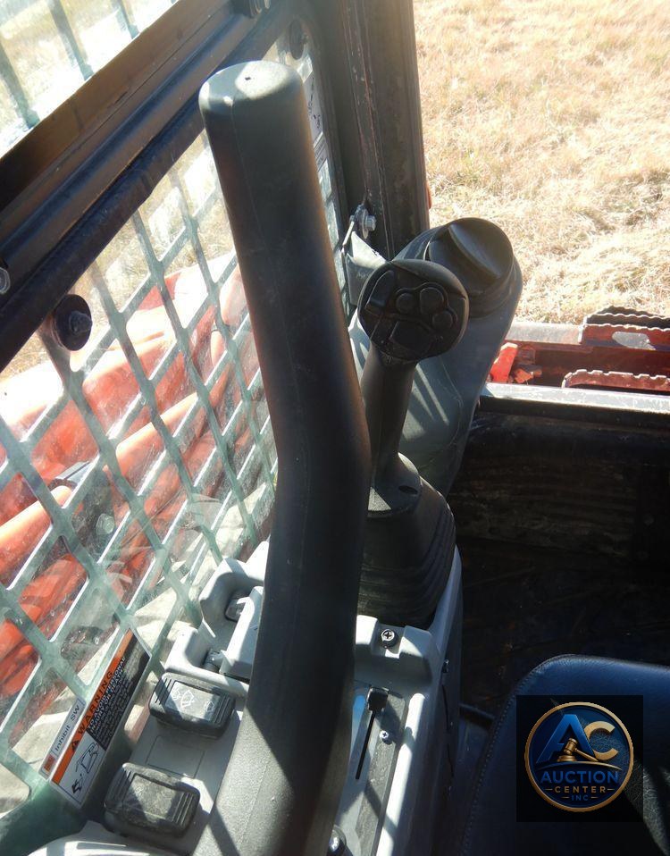 2018 Kubota SVL95-2S skid steer