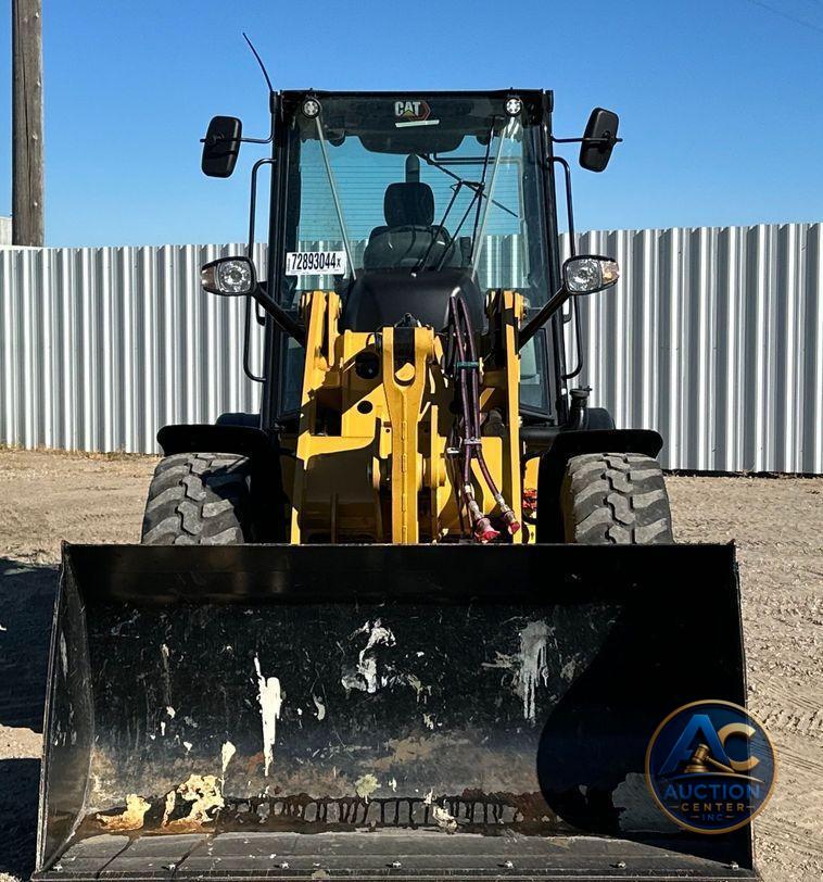 2022 Caterpillar 908M wheel loader
