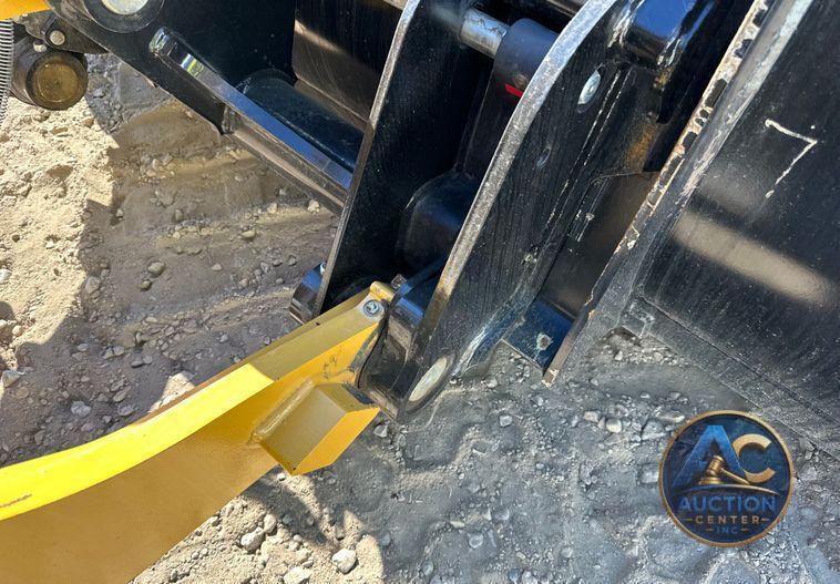 2022 Caterpillar 908M wheel loader