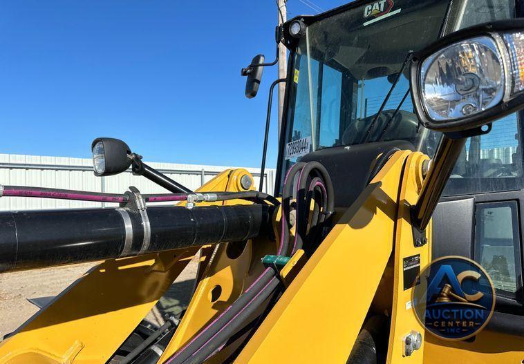2022 Caterpillar 908M wheel loader