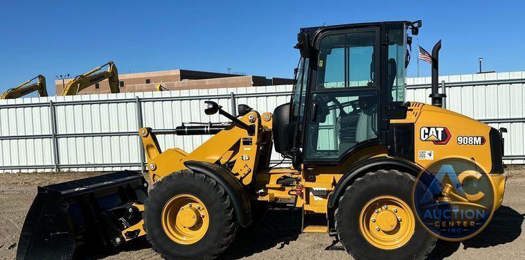 2022 Caterpillar 908M wheel loader