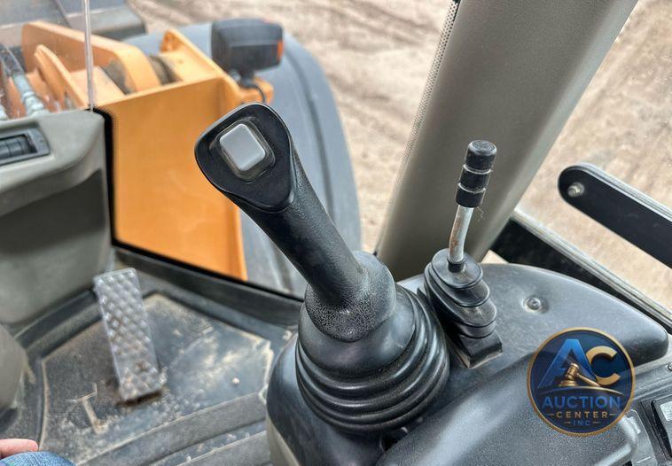 2013 Case 821F wheel loader