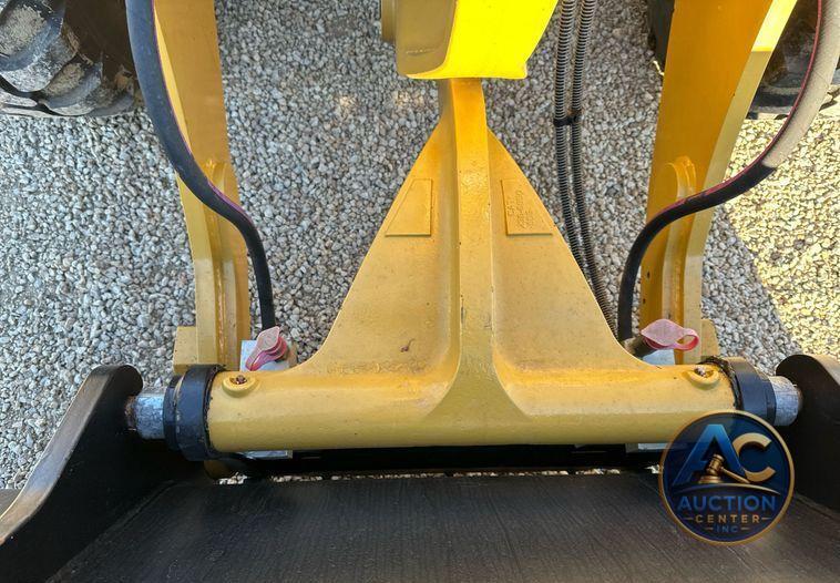 2023 Caterpillar 908 wheel loader