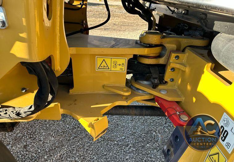 2023 Caterpillar 908 wheel loader