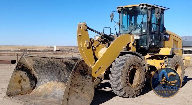 2020 Caterpillar 926M high lift wheel loader