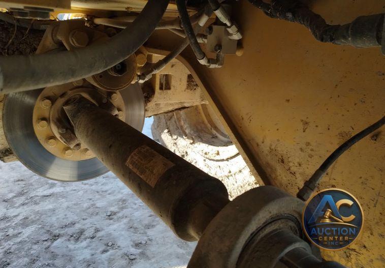 2020 Caterpillar 926M high lift wheel loader