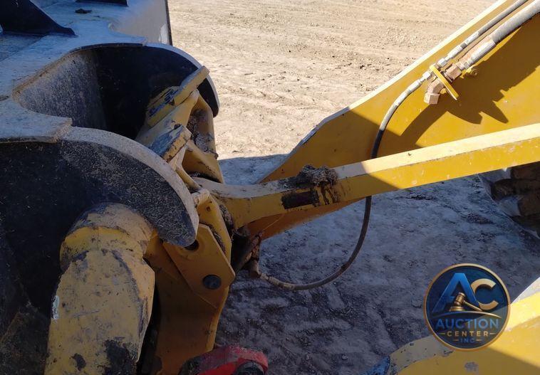 2020 Caterpillar 926M high lift wheel loader