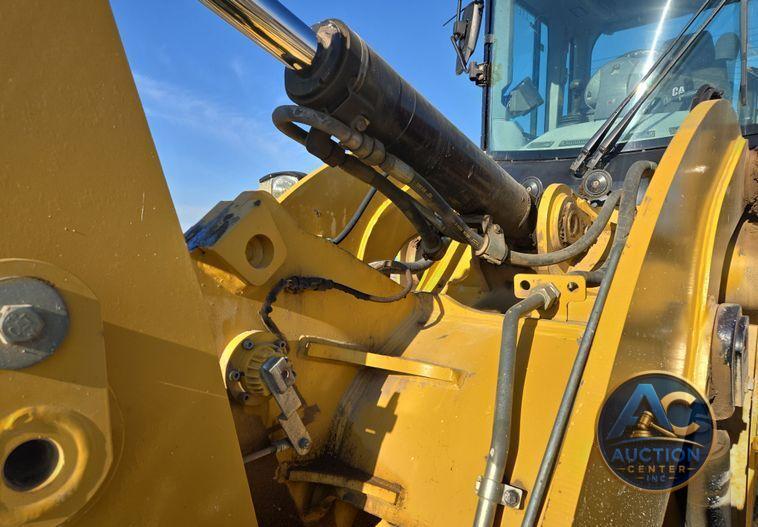 2015 Caterpillar  926M wheel loader