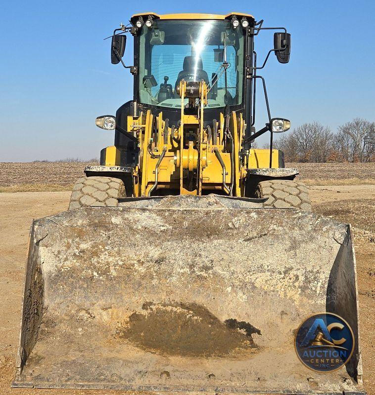 2015 Caterpillar  926M wheel loader