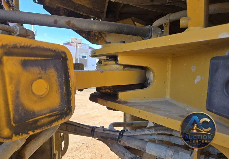 2015 Caterpillar  926M wheel loader