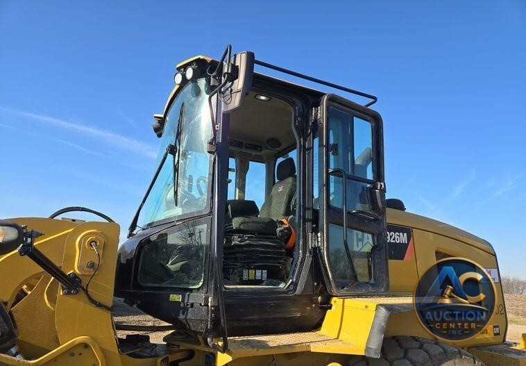 2015 Caterpillar  926M wheel loader