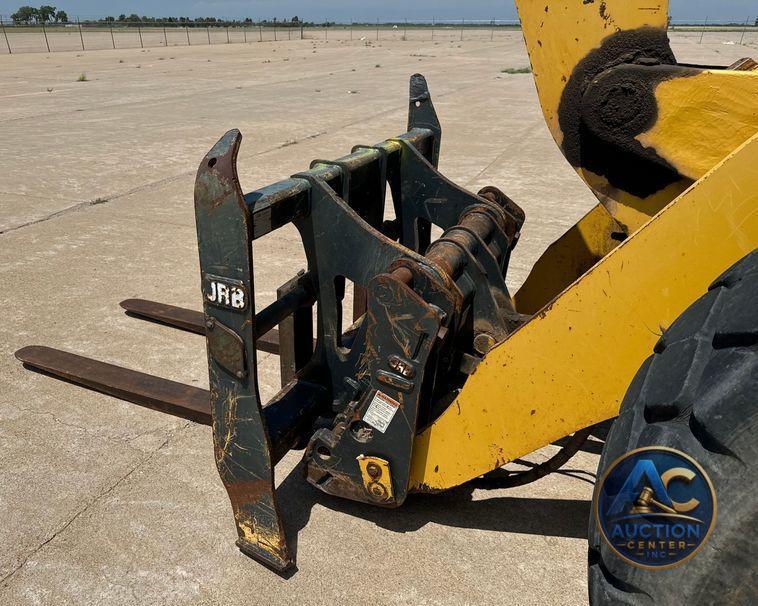 2014 Komatsu  WA270-7 wheel loader