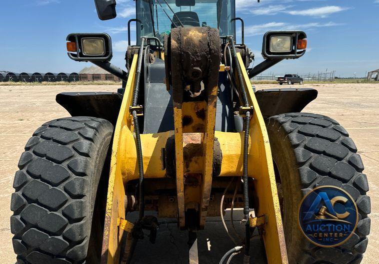 2014 Komatsu  WA270-7 wheel loader