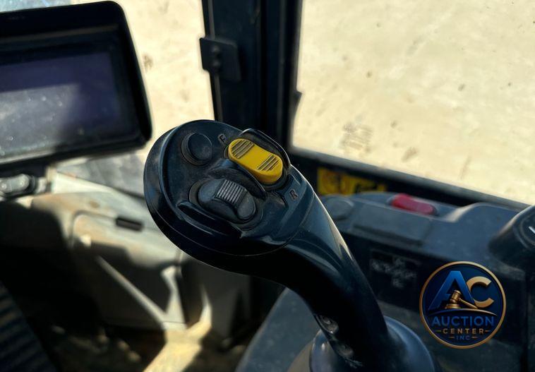 2014 Komatsu  WA270-7 wheel loader