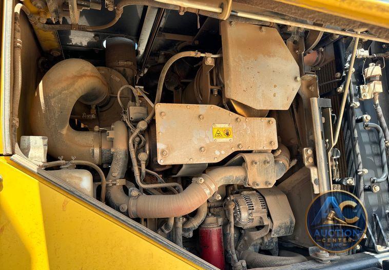 2014 Komatsu  WA270-7 wheel loader