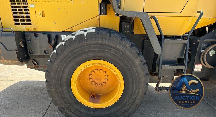 2014 Komatsu  WA270-7 wheel loader