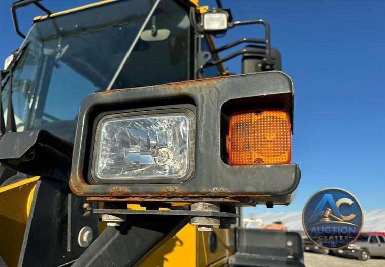 2021 Komatsu WA200-8 wheel loader