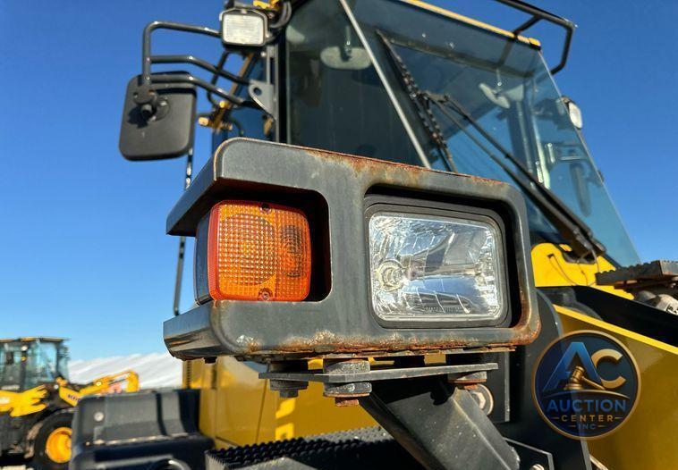 2021 Komatsu WA200-8 wheel loader