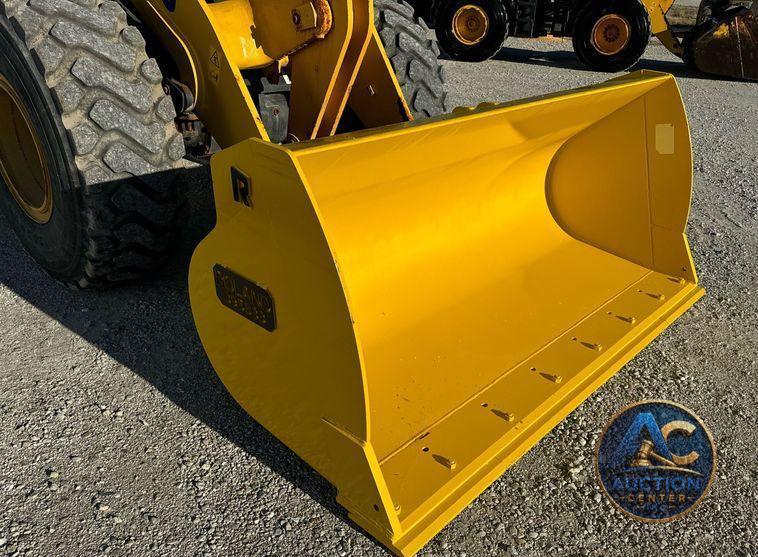 2021 Komatsu WA200-8 wheel loader