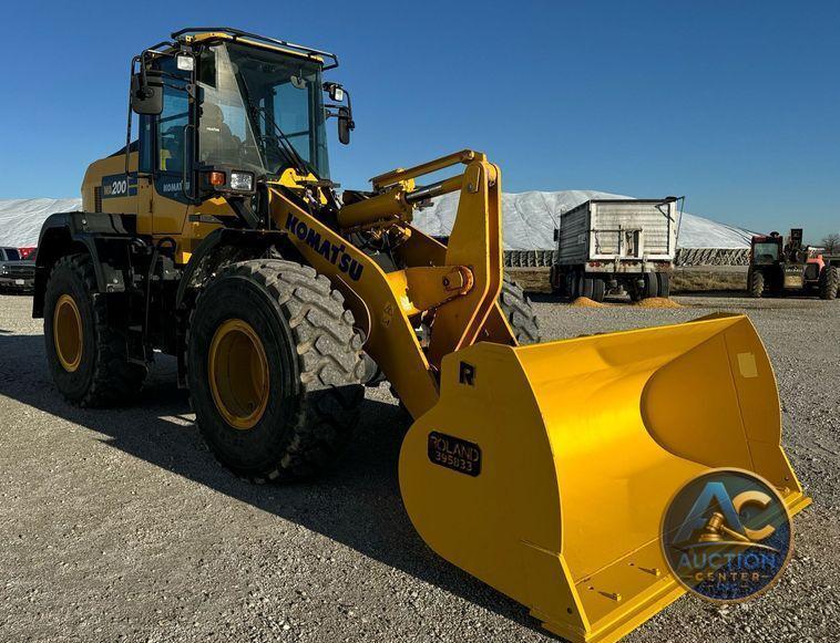 2021 Komatsu WA200-8 wheel loader