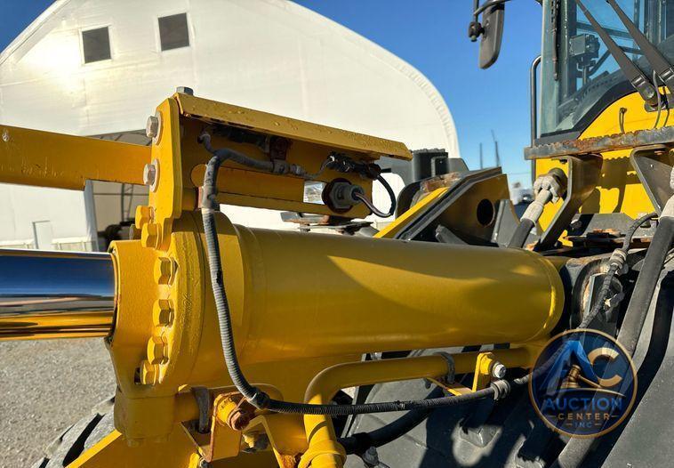2021 Komatsu WA200-8 wheel loader