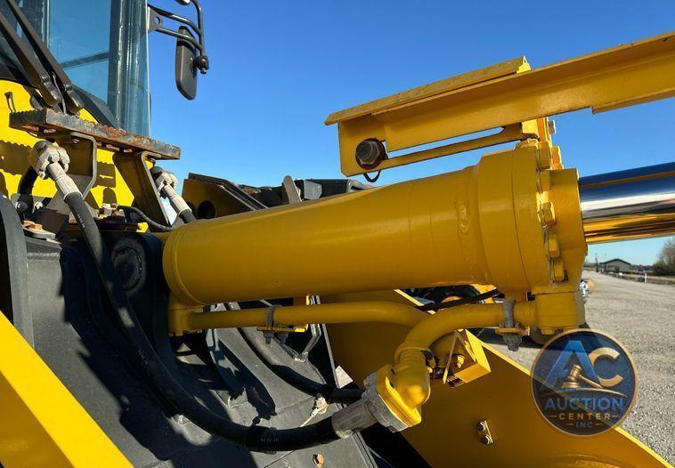 2021 Komatsu WA200-8 wheel loader