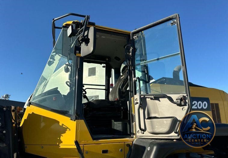 2021 Komatsu WA200-8 wheel loader