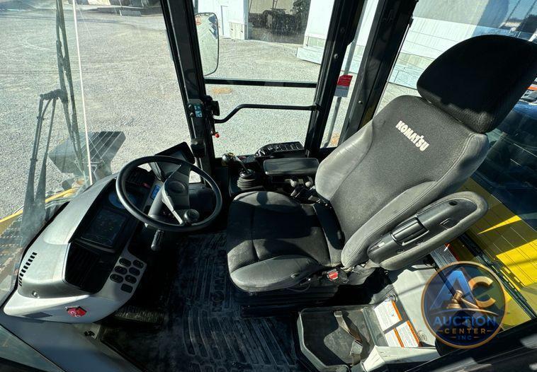 2021 Komatsu WA200-8 wheel loader