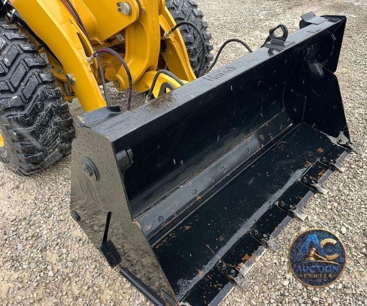 2022 Caterpillar  906M wheel loader