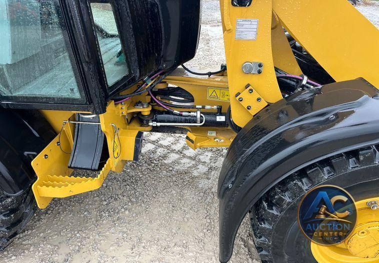 2022 Caterpillar  906M wheel loader