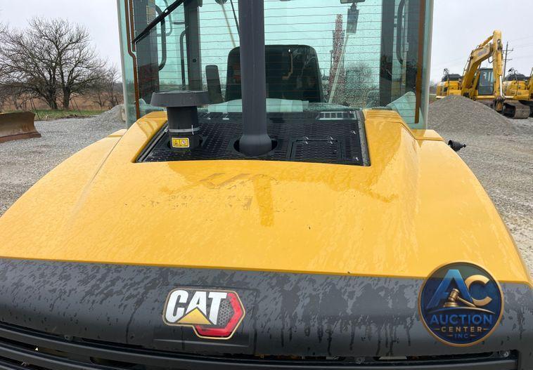 2022 Caterpillar  906M wheel loader
