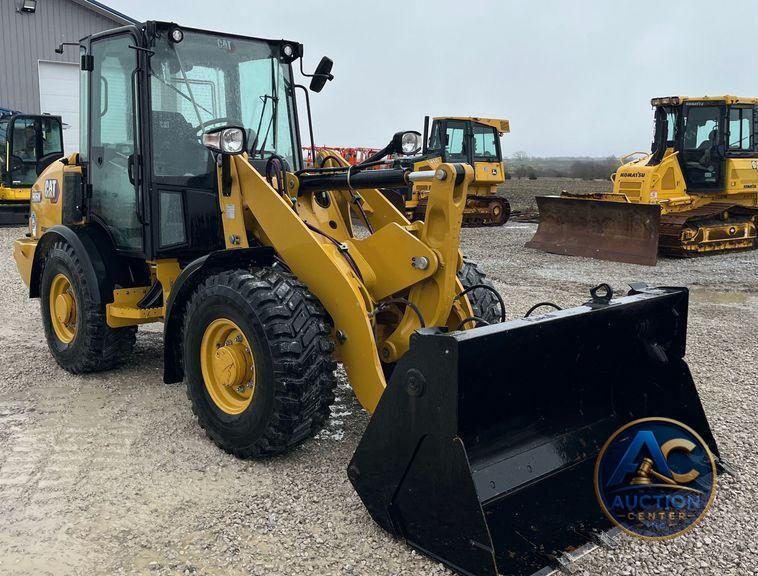 2022 Caterpillar  906M wheel loader