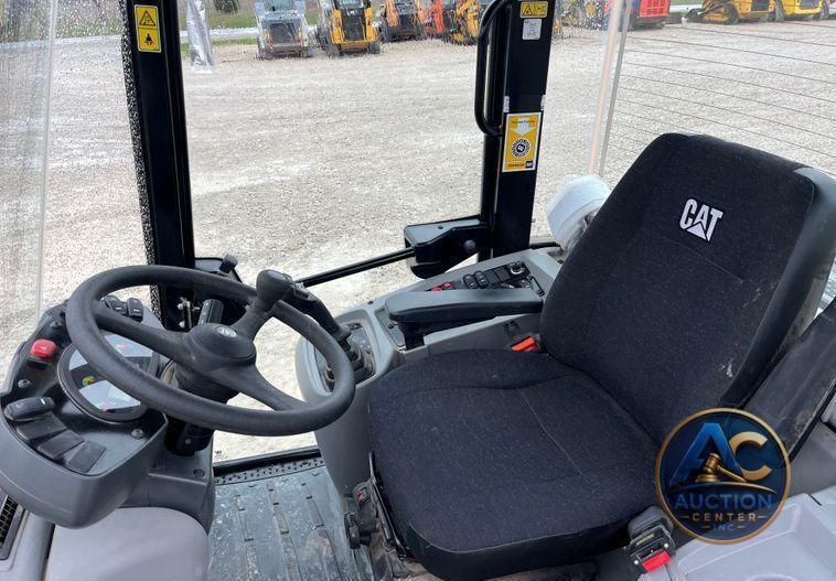 2022 Caterpillar  906M wheel loader