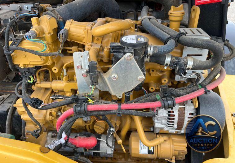 2022 Caterpillar  906M wheel loader