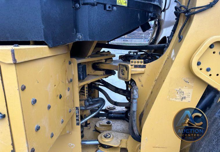 2015 Caterpillar 930M  wheel loader