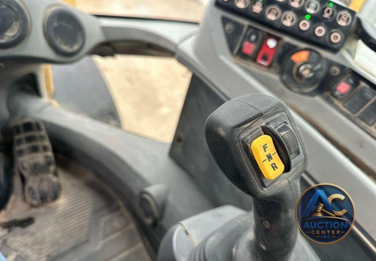 2015 Caterpillar 930M  wheel loader