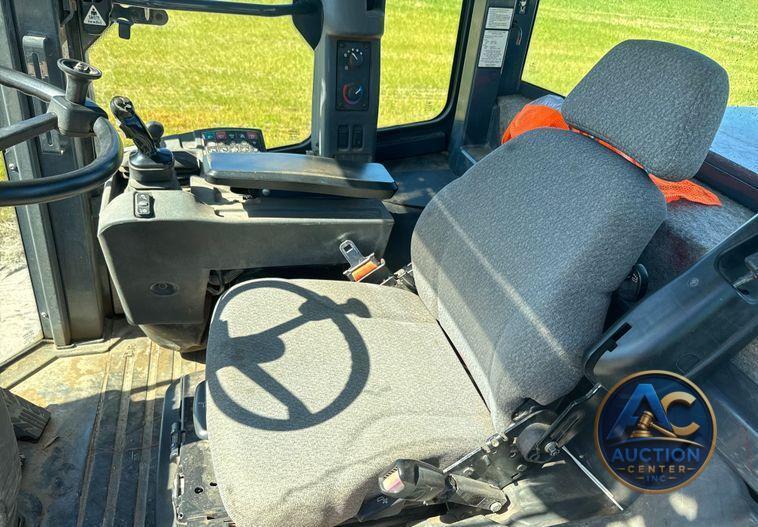 2014 John Deere 624K wheel loader