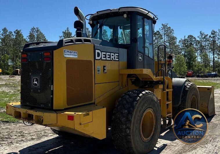 2014 John Deere 624K wheel loader