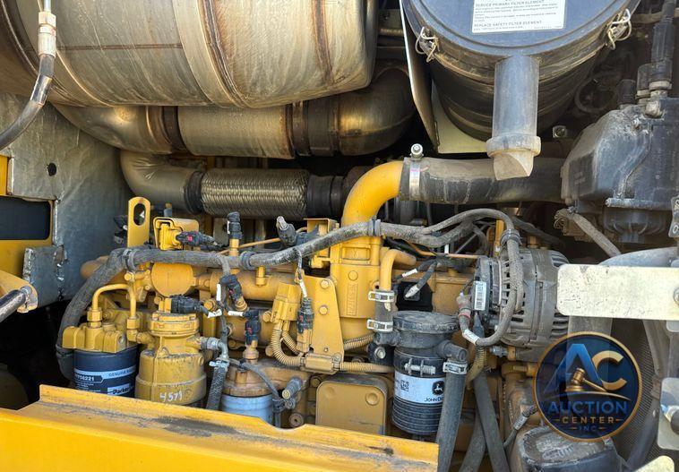 2014 John Deere 624K wheel loader