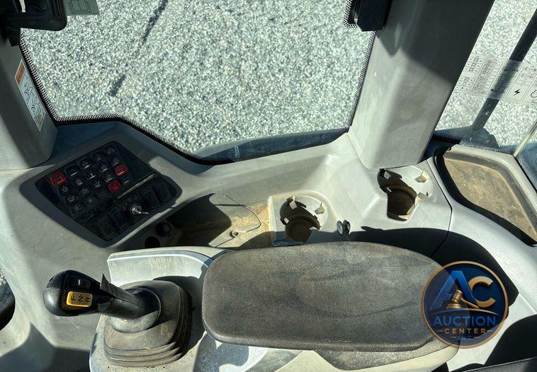 2017 Case 821G wheel loader