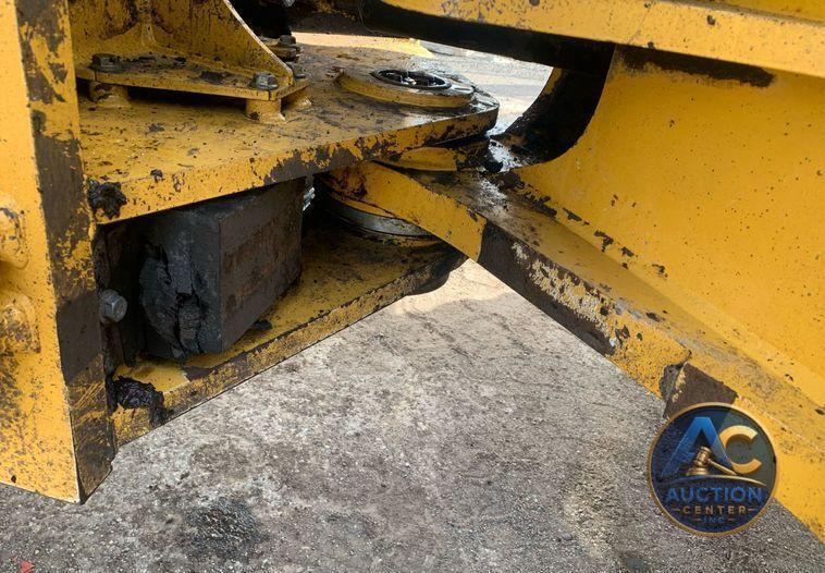 2015 John Deere 744K II wheel loader