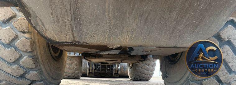 2015 John Deere 744K II wheel loader